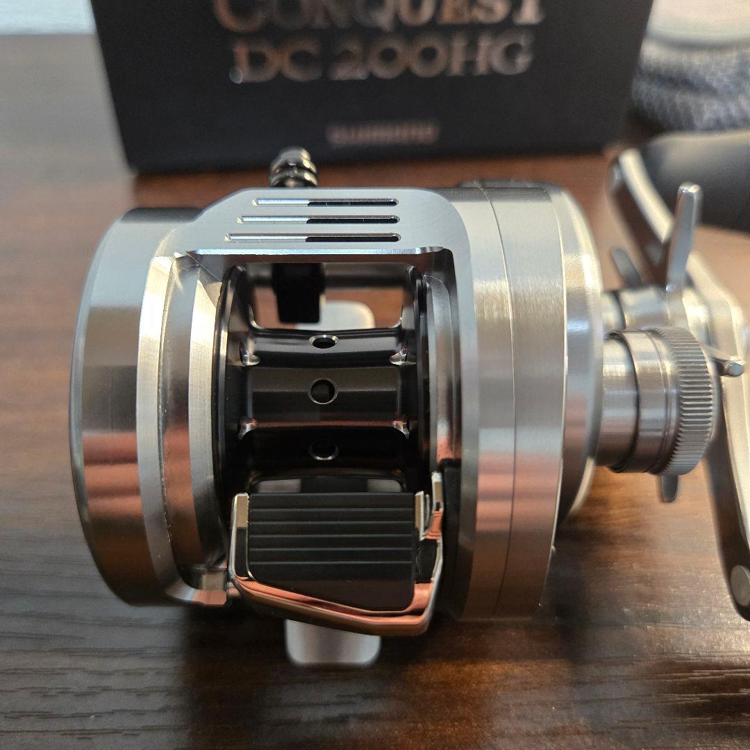 【匿名配送】20 カルカッタ コンクエスト DC200HG 右