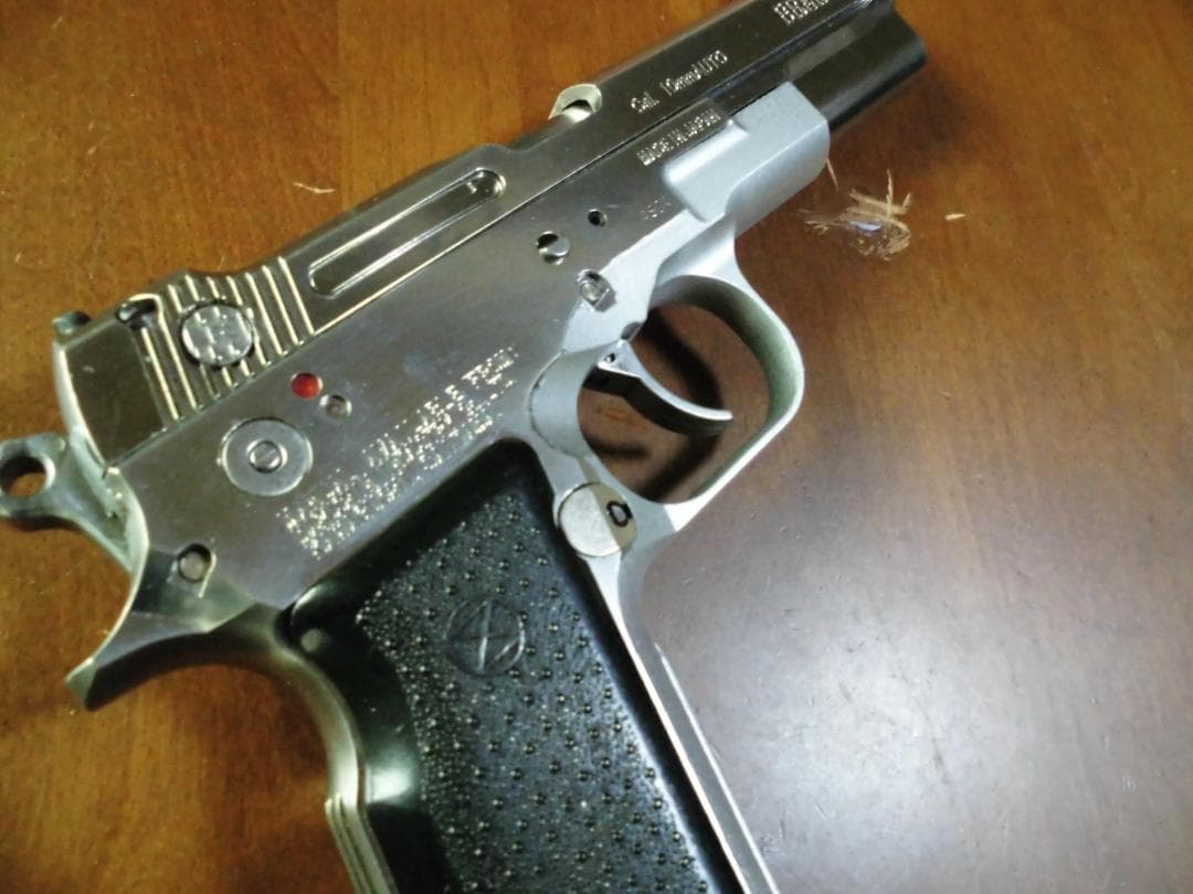 マルシン　ブレンテン ８BB　固定スライドガスガンプラスチック製