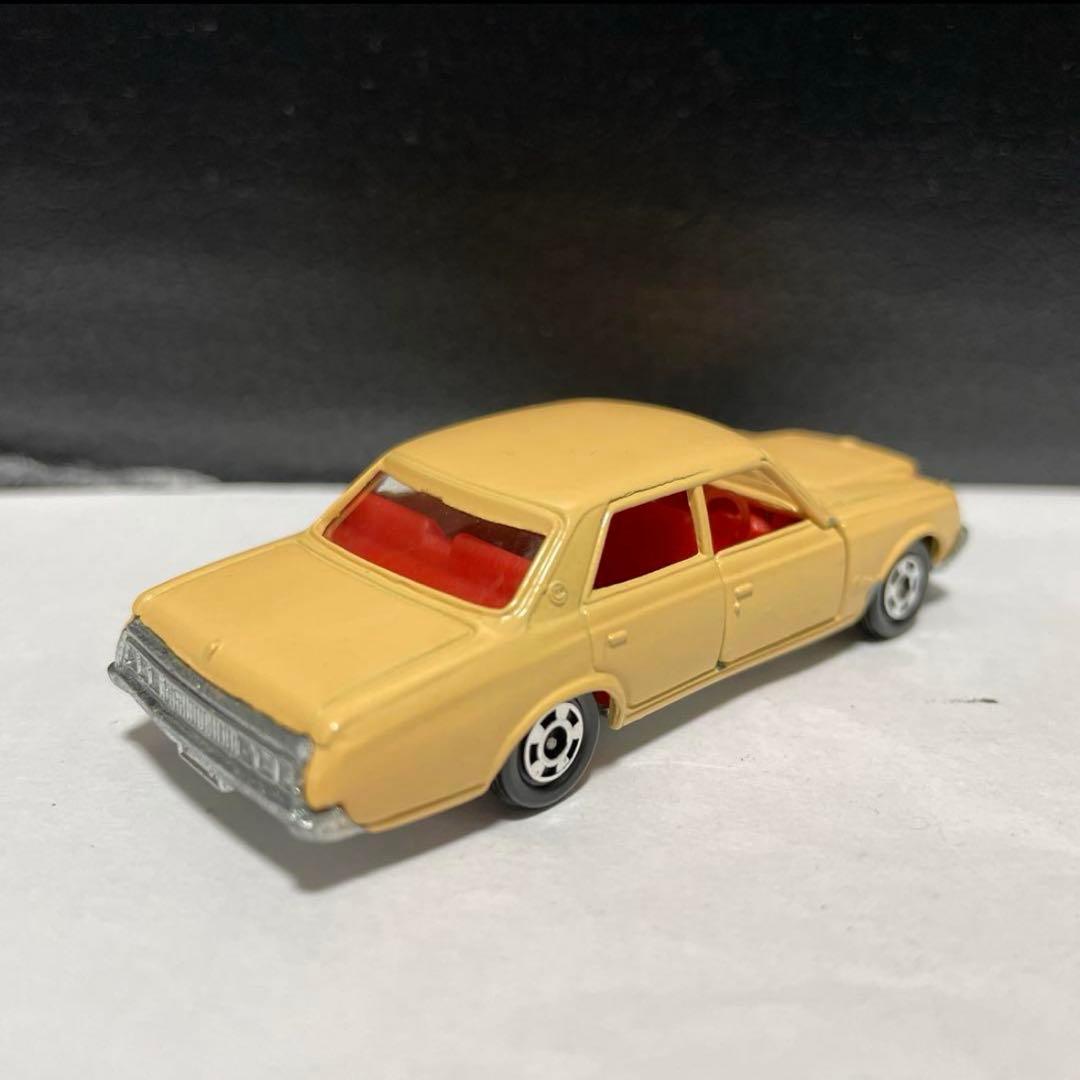 トミカ 高島屋　特注　激レア　トヨタ　センチュリー　黄土色　クリーム　ベージュ