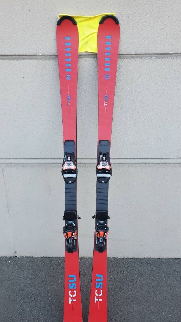 オガサカ　OGASAKA TCSU スキー 赤 プレート　ビンディング付