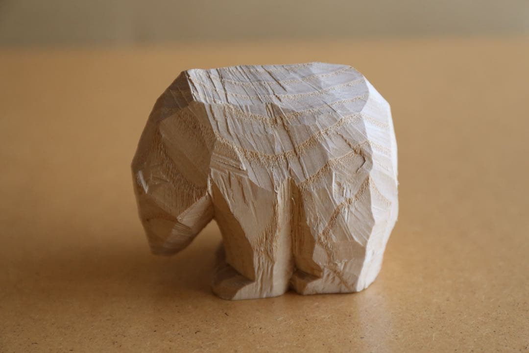 高野夕輝 木彫り熊 彫刻 木彫 オブジェ 作家 2