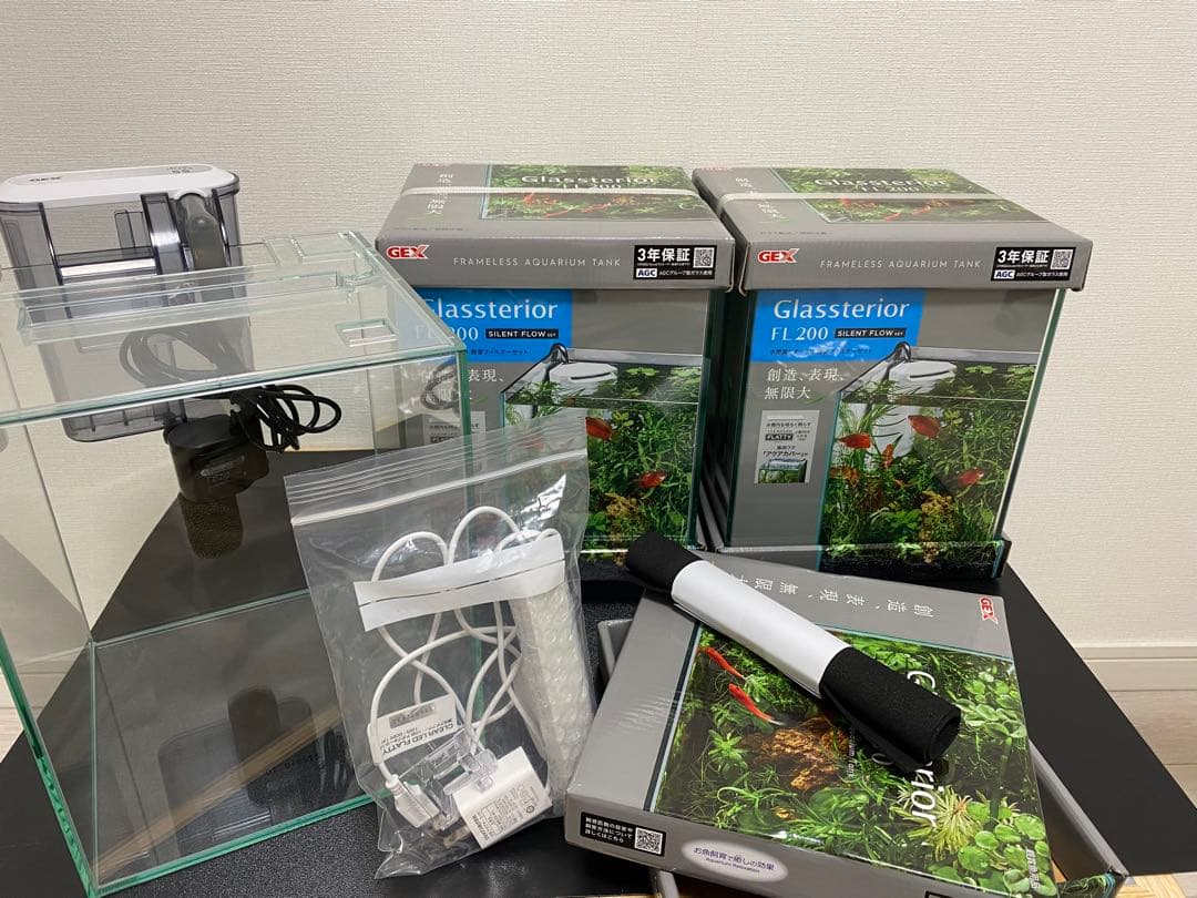 I*i様 【送料込み】20cmガラス水槽3個セットGEX FL-200 2個新品