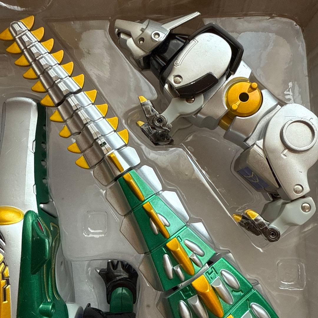 魔獣合体 DXガオハンター　バンダイ