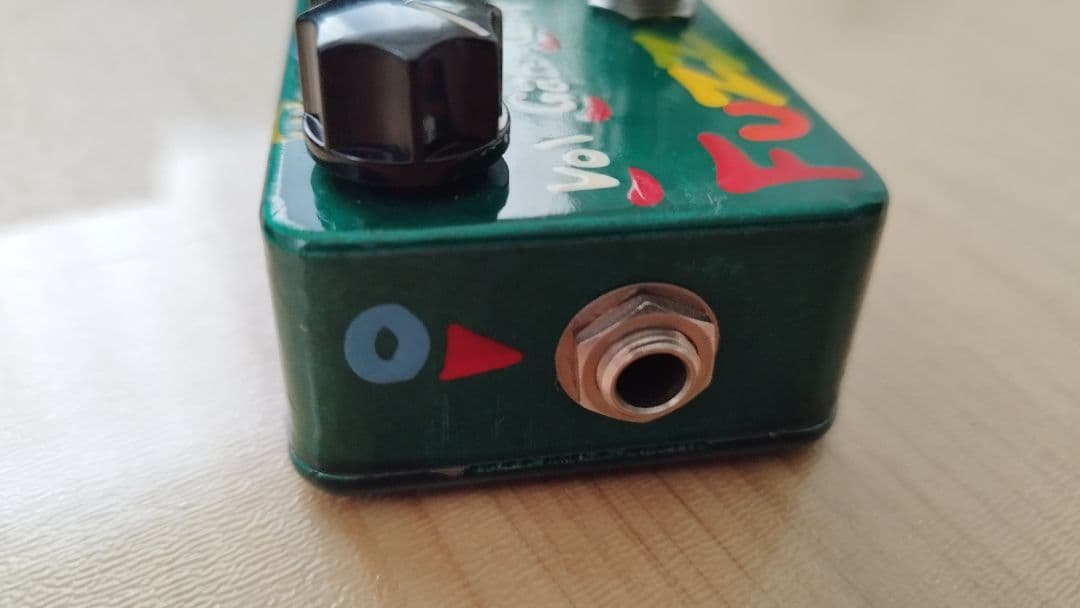 Fuzz Factory ギターエフェクター