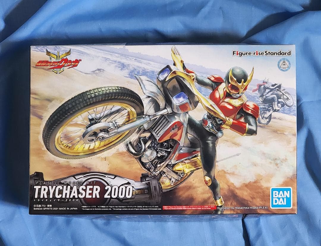 【未開封】仮面ライダークウガ トライチェイサー2000 プラモデル