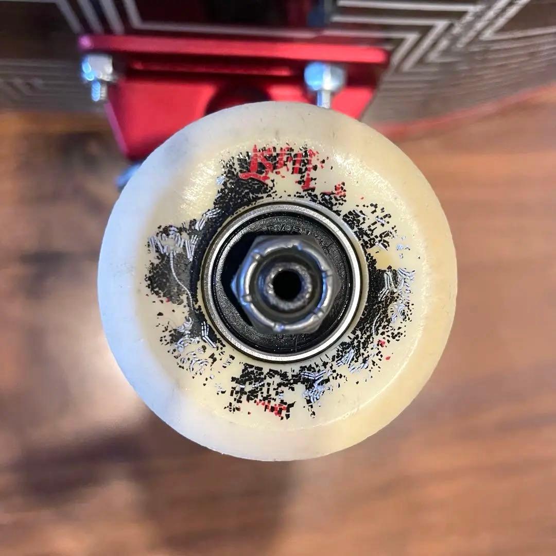 パレス　スケートボード　スケボー　コンプリート　インディペンデント　ボーンズ