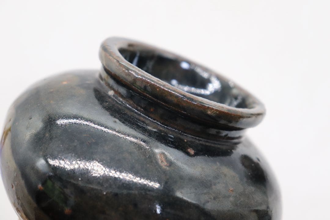 中国　明時代　黒釉壺　アンティーク　送料込み250901