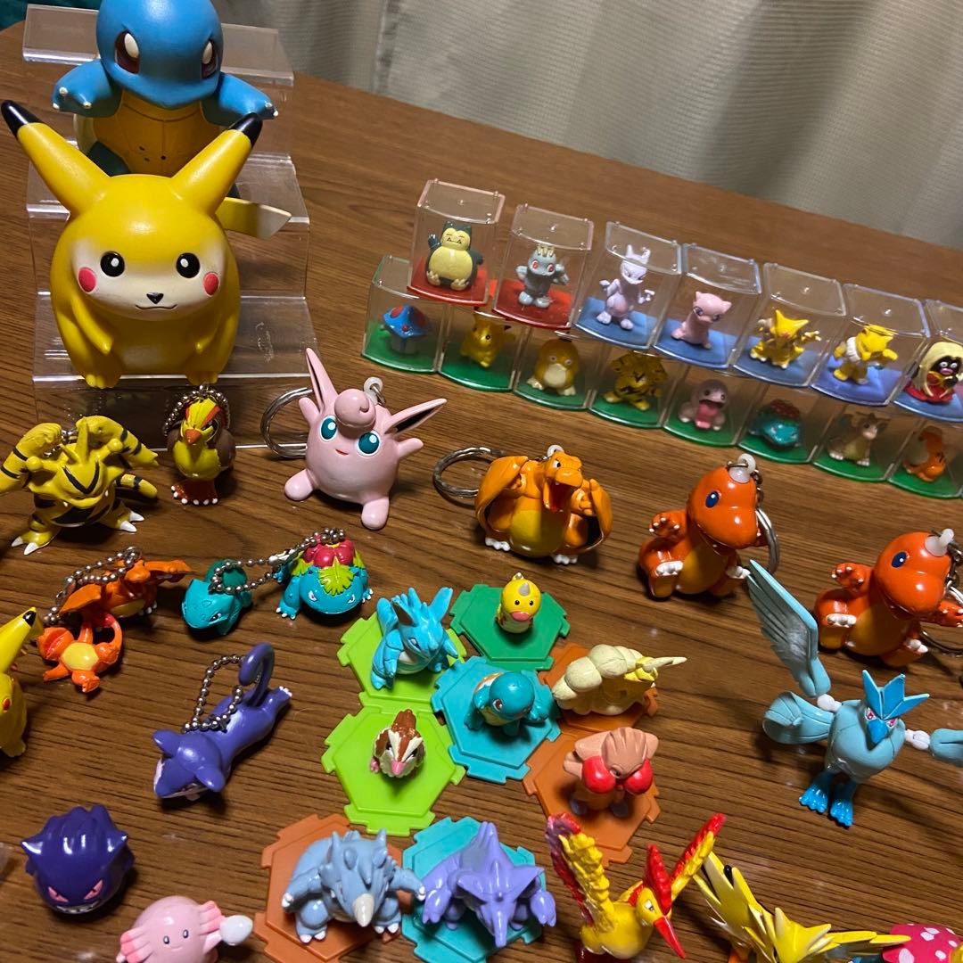 ポケモングッズ まとめ売り フィギュア シール スタンプ など