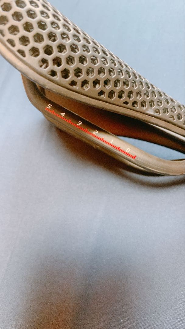 未使用！TNI LiteFly 3D カーボン サドル