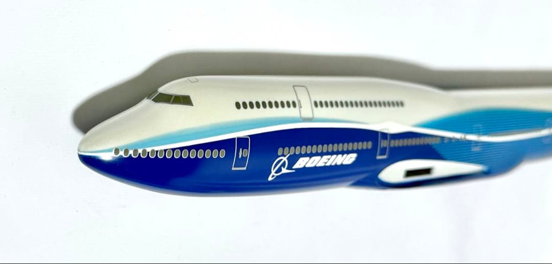 hogan 1/200 B747-8 ボーイングハウスカラー