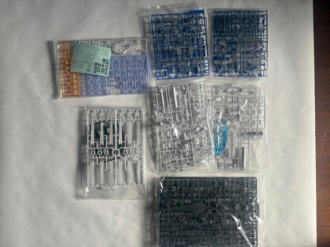 ロボット BANDAI RX-93-V2 Hi-V Gundam RG