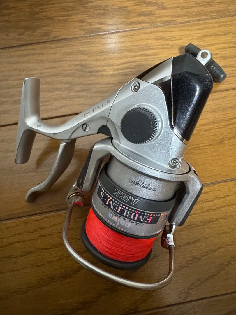 ⭐️週末限定割引　ダイワ ENBLEMIS レバーブレーキリール　好調