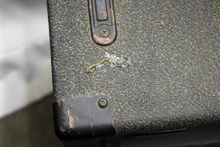 PEAVEY ピーヴィー TNT115 BW ベースアンプ