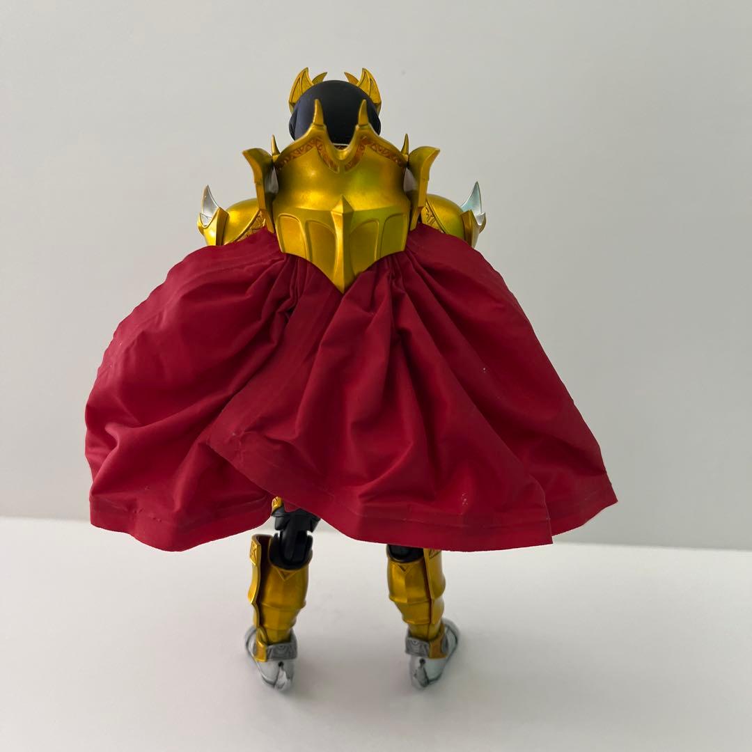 SHフィギュアーツ 真骨彫製法 仮面ライダーキバ エンペラーフォーム