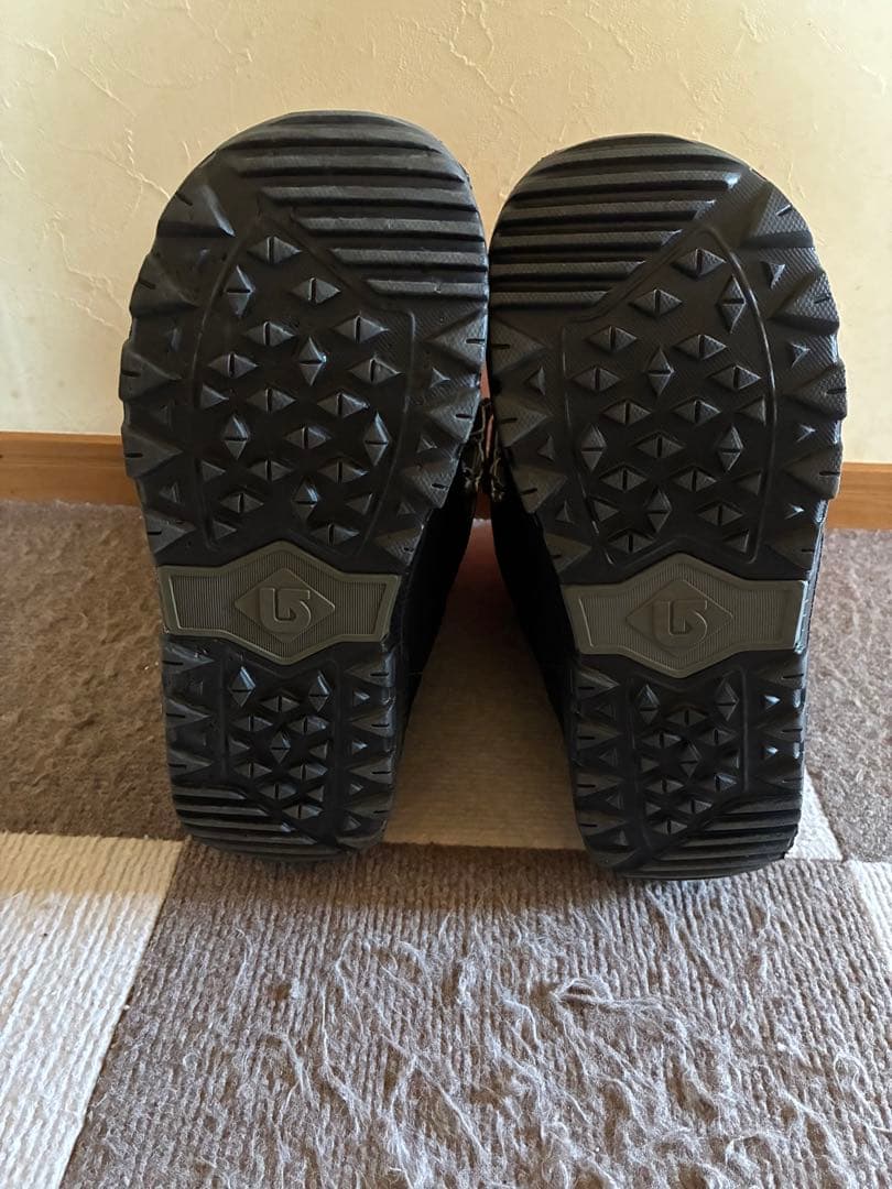 BURTON MOTO アジアンフィット