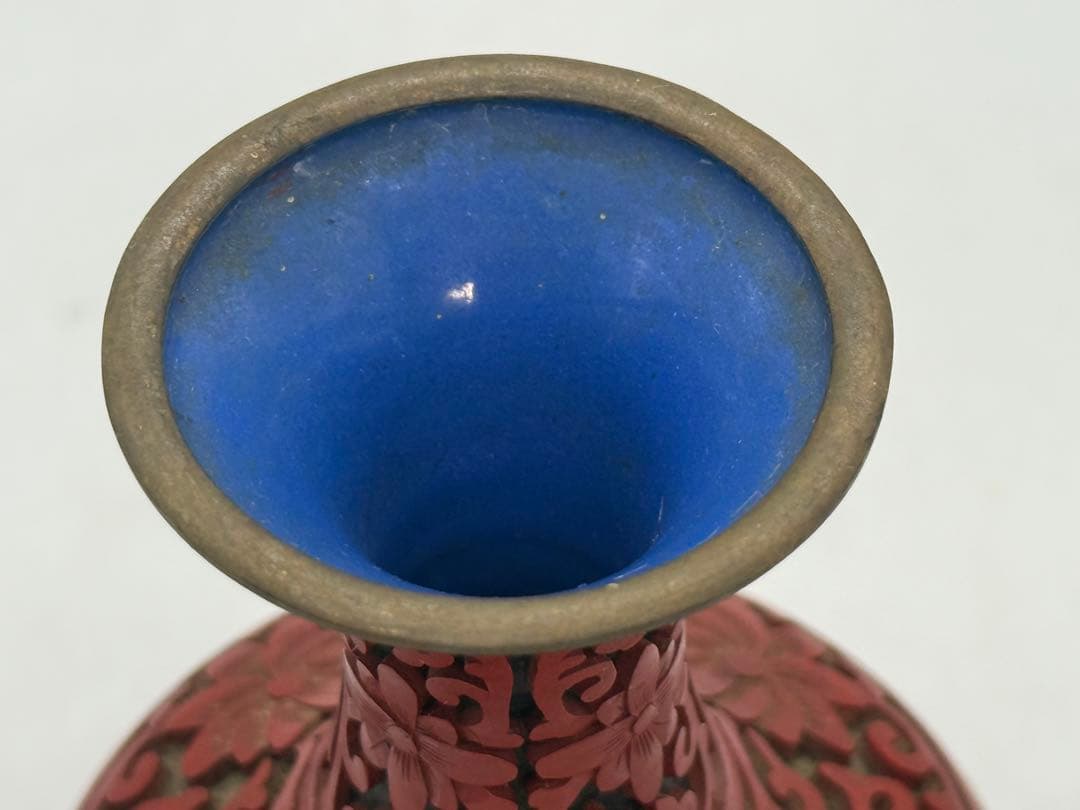 中国　堆朱花瓶　花卉紋　送料込み251222