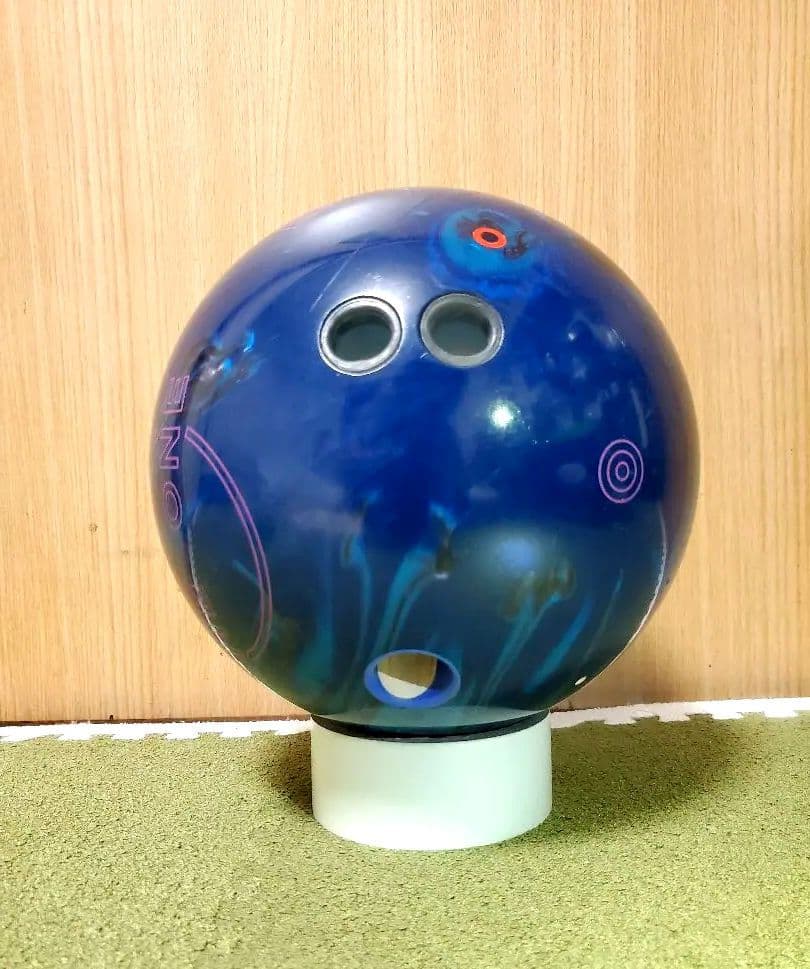 エボナイト　ザワンウルトラマリン ボウリングボール 15p