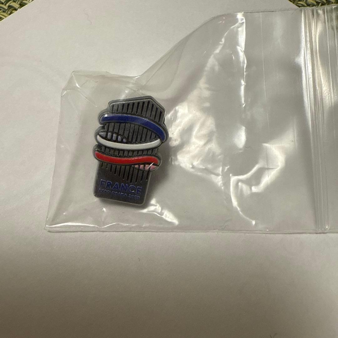 レア　大阪関西万博　フランス館　ピンバッジ