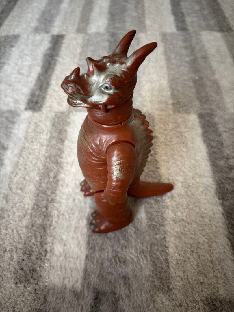 V*n様 パゴス　円谷プロ　プルマァク