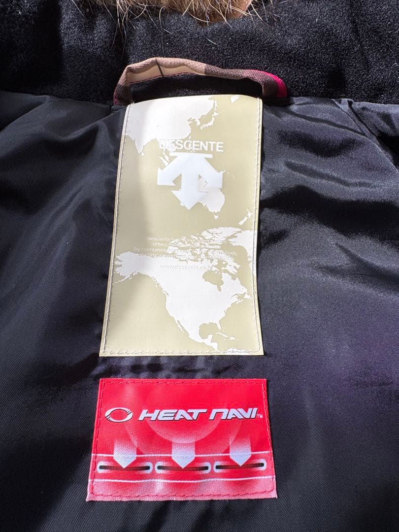 DESCENTE スキーウェア　レディース13号