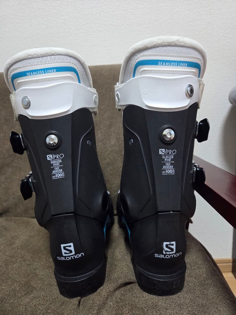 サロモン　スキーブーツ(女性用)