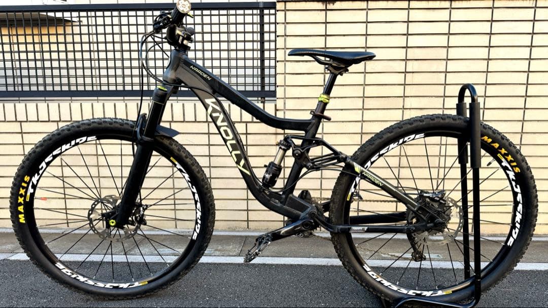 KNOLLY 27.5インチ MTB フルサスペンション