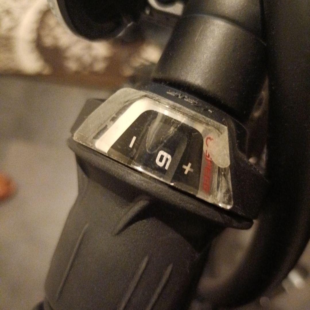 HUMMER 折りたたみ6段切り替え自転車 LEDライト鍵付き