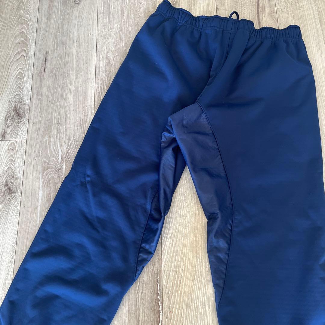 ATHLETA 紺色ジャージ上下