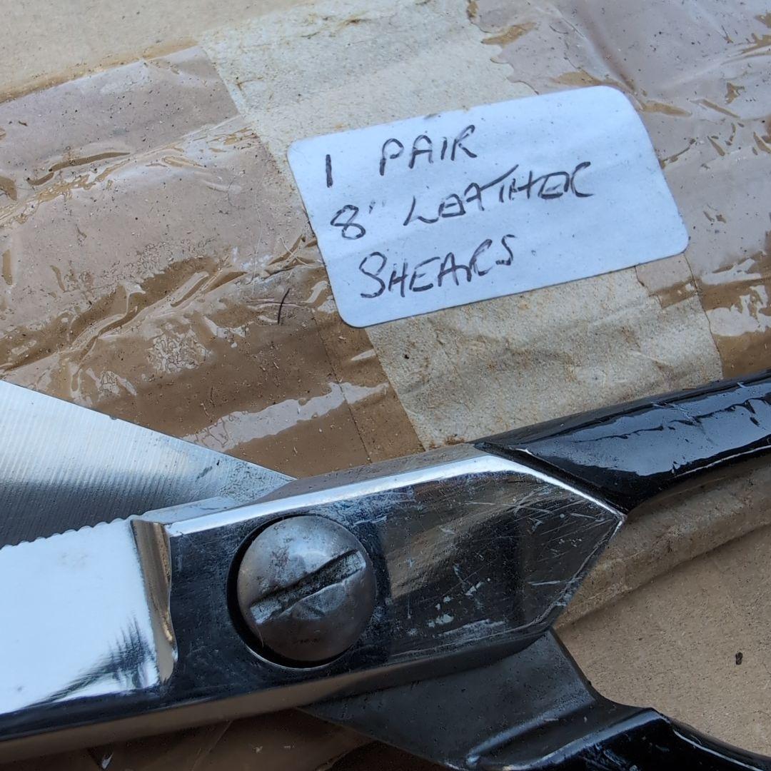 イギリス製　レザーシザーズ　革切りハサミ