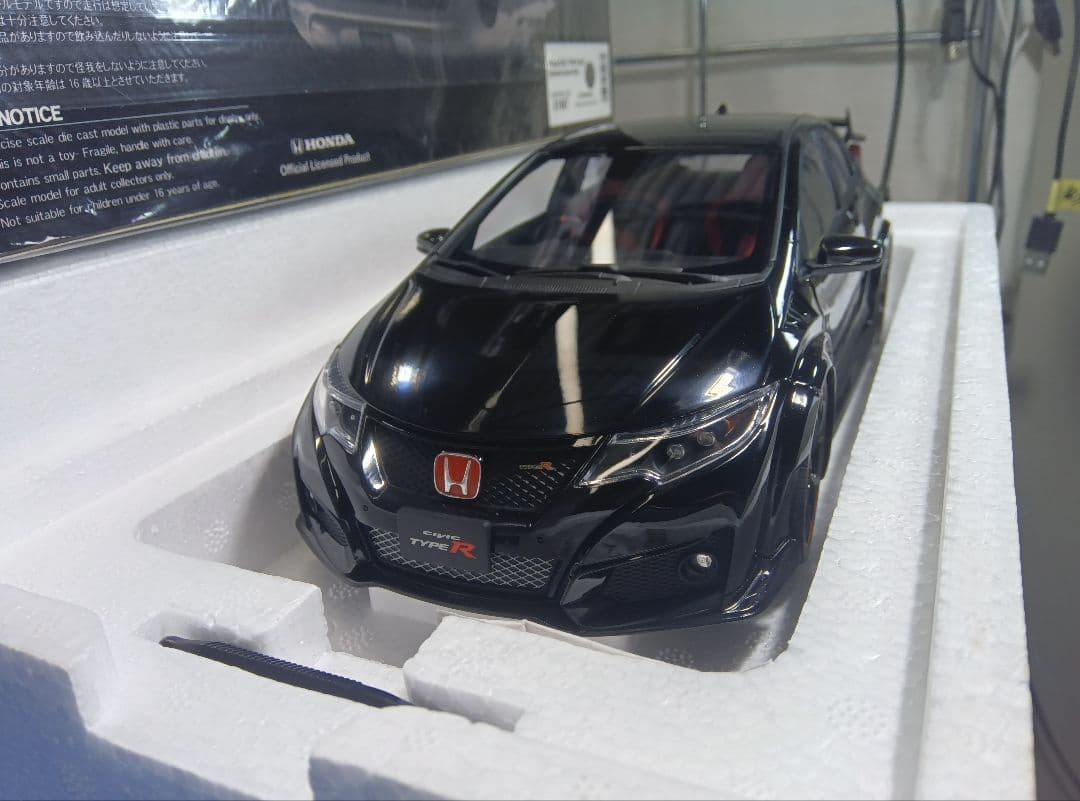1/18 HONDA CIVIC typeR ブラック EBBRO 81067