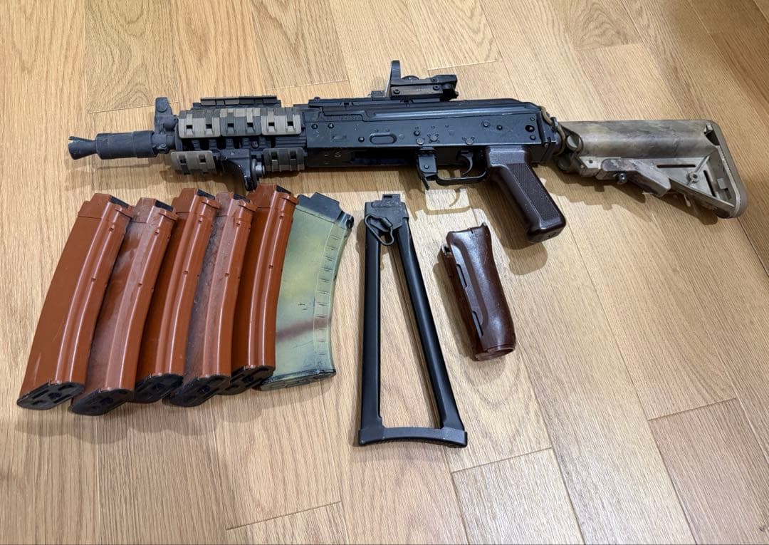 【最終値下げ】東京マルイ　次世代電動ガン　aks74u