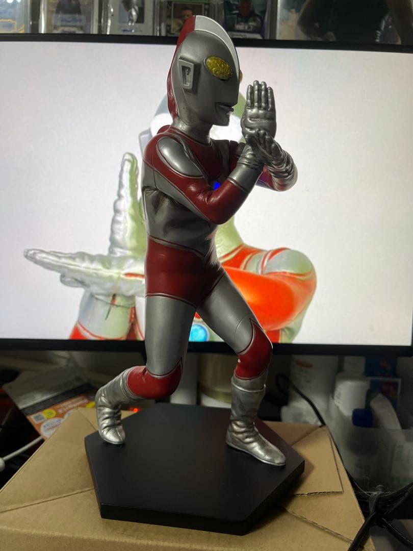 ウルトラマンジャック フィギュア ウルトラマンCCP 大怪獣シリーズ xplus