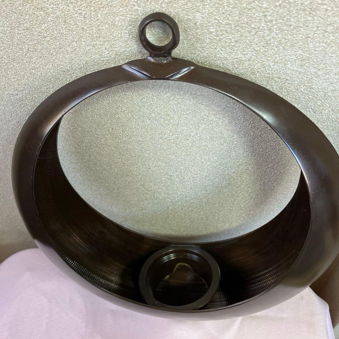 唐銅製　吊り下げ花器　満月尺0万月　池坊　美品　チェーン付き