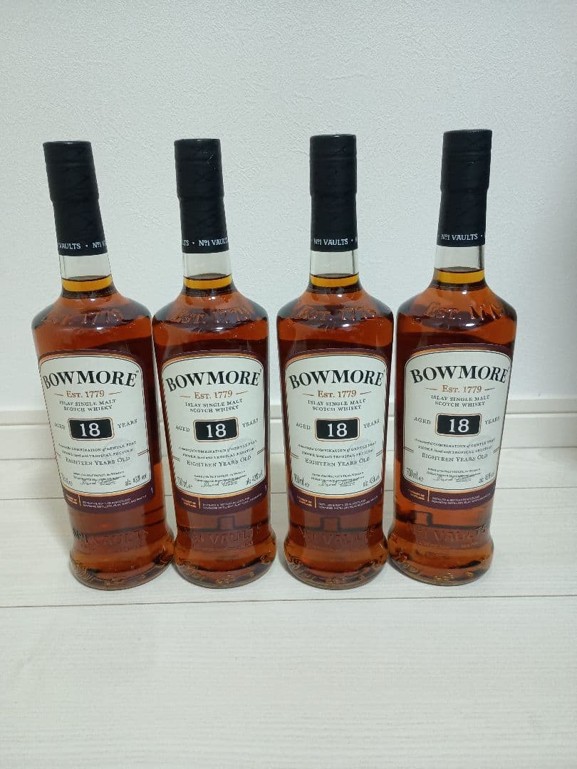 BOWMORE 18年 700ml 4本セット