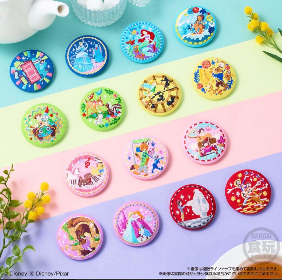新品未使用　ディズニー　刺繍缶バッジ　ビスケット　セミコンプリートセット　13点