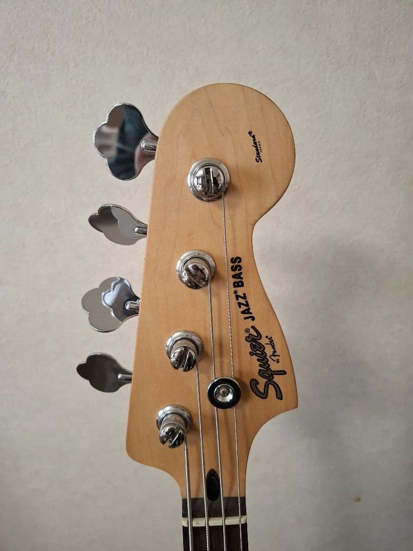 (特価) Squier by Fender JAZZBASS 「順反りジャンク」