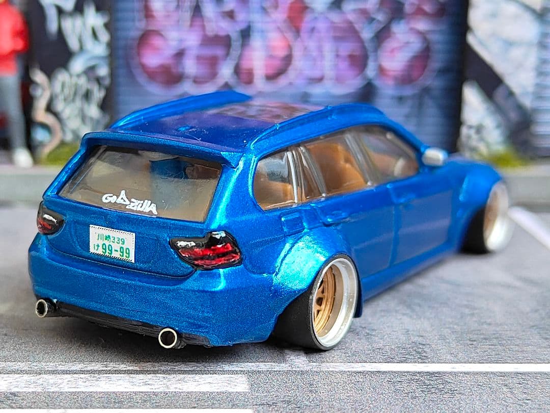 トミカ改造  M3 オーバーフェンダー 紫 深リム マッチボックス