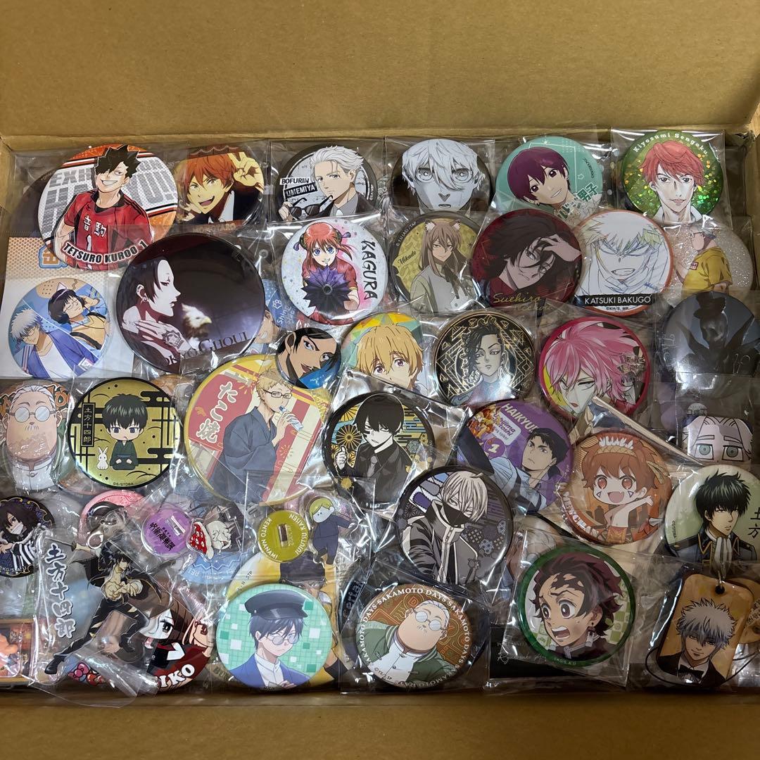 アニメグッズ 大量 まとめ売り 鬼滅の刃 ヒロアカ 銀魂 桃源暗鬼 進撃の巨人