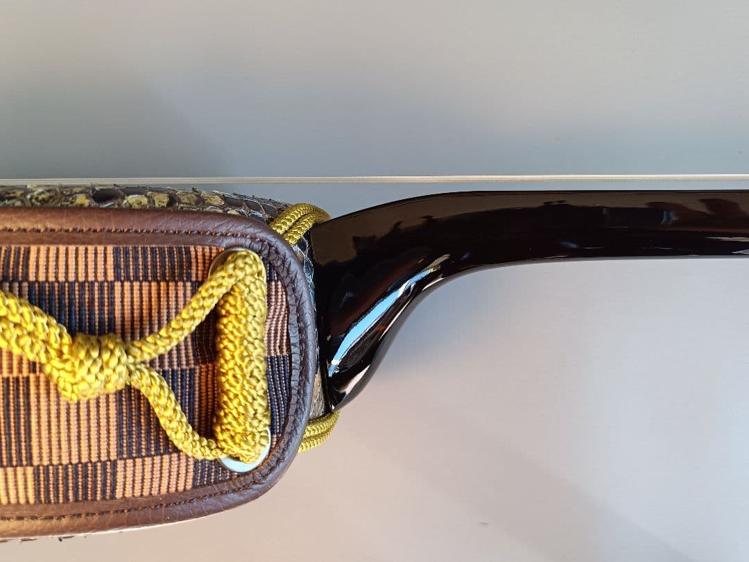 盛嶋開鐘写 名工内間直樹氏作 八重山黒木