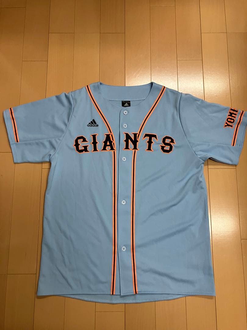 読売ジャイアンツ　読売巨人軍　ユニフォーム　アディダス　無地　背番号無し　ブルー