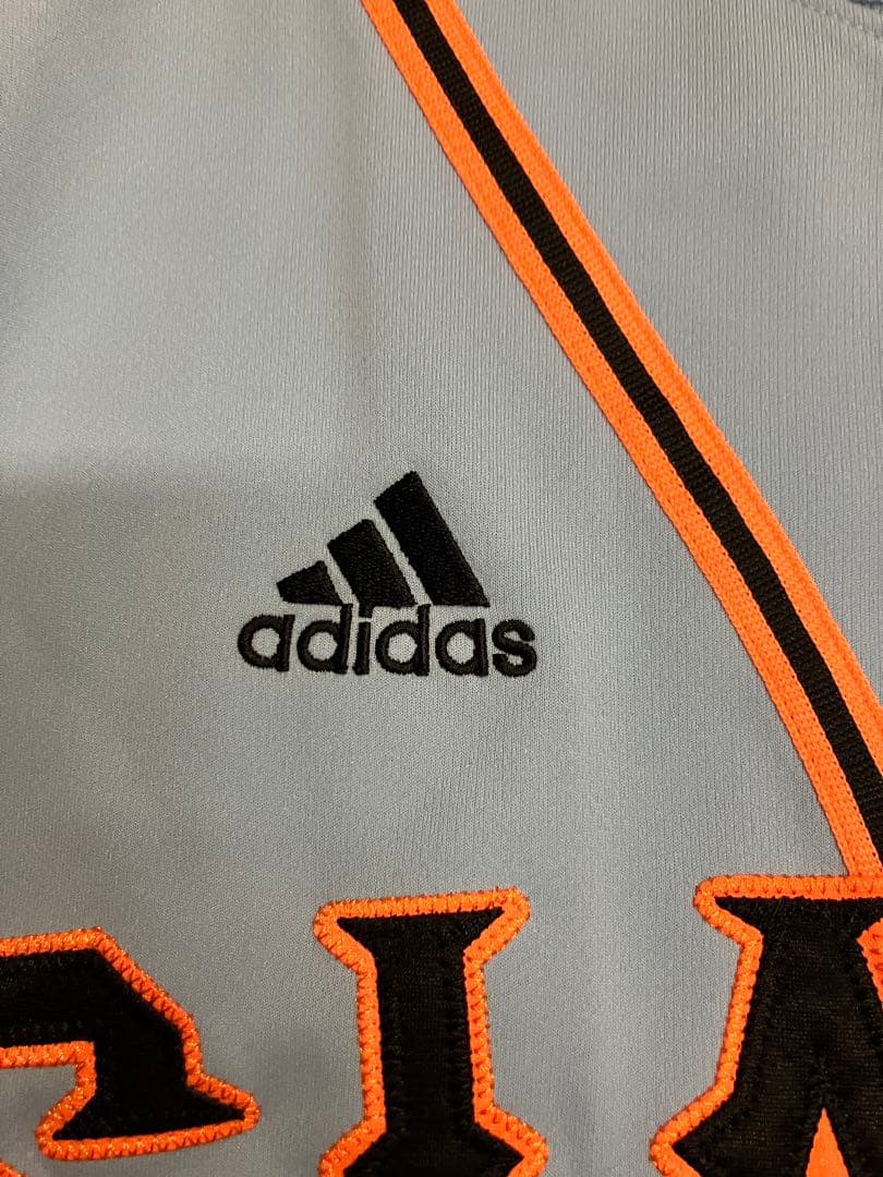 読売ジャイアンツ　読売巨人軍　ユニフォーム　アディダス　無地　背番号無し　ブルー