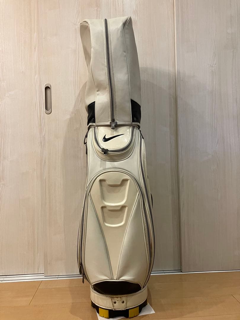 ナイキゴルフNike ツアーモデルキャディバッグ ホワイト中古