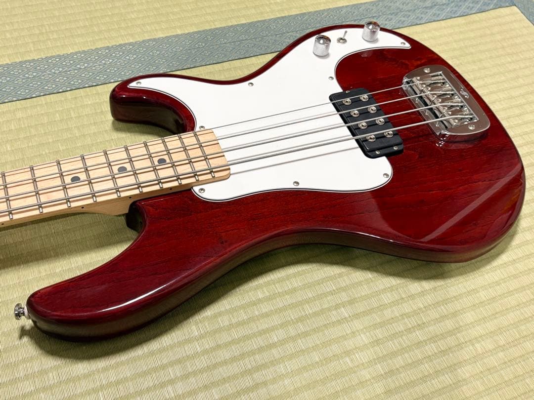 ベース G&L Tribute Series Kiloton Irish ale