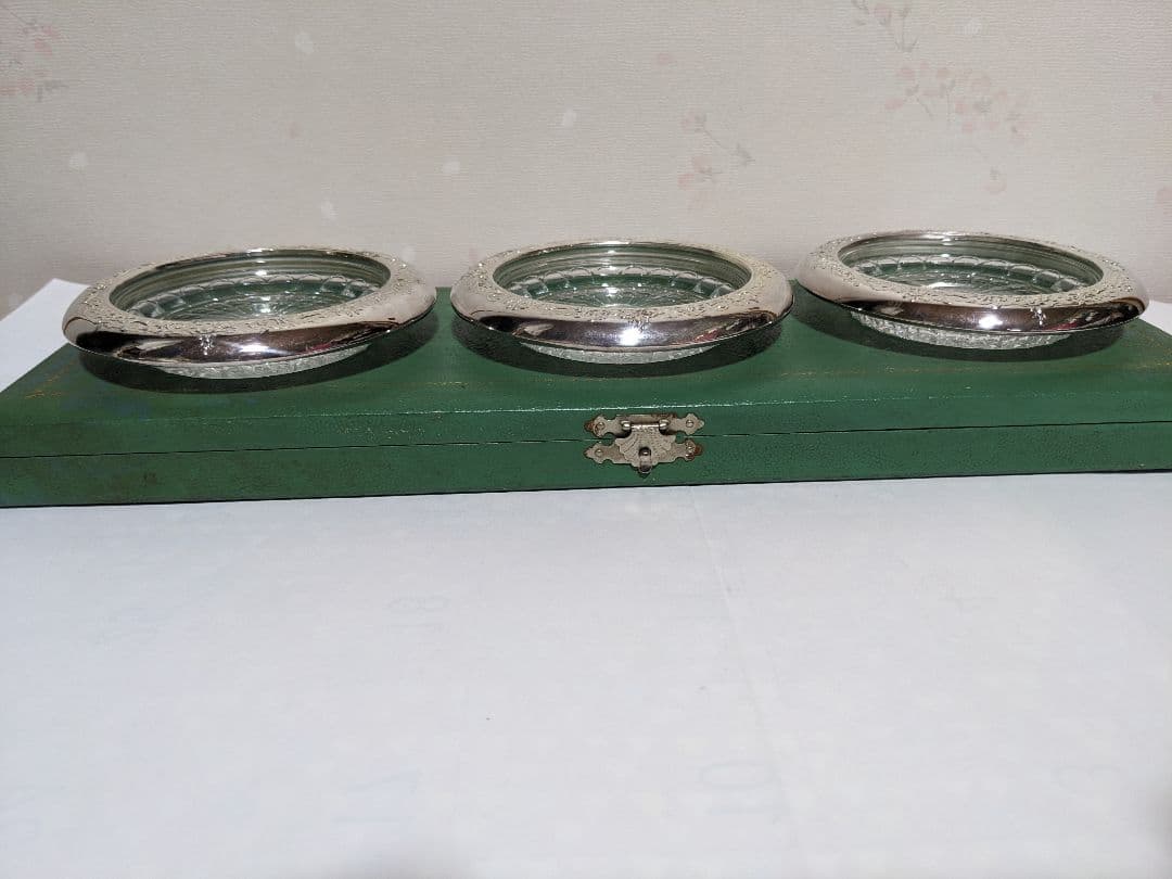 ♦純銀製コースター 田中貴金属直営店 銀座山崎 共箱 栞入 資産形成