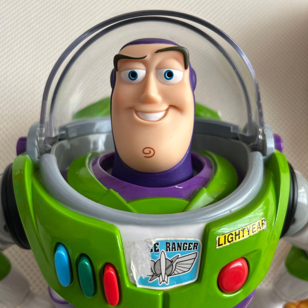 トイストーリー　トーキングアクションフィギュア ウッディ バズ・ライトイヤー