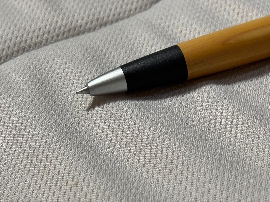 【箱付き】野原工芸ボールペン　艶消しシルバー金具　木曽檜