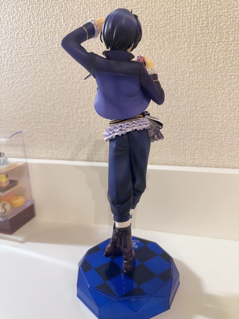 あんスタ　朔間凛月　フィギュア