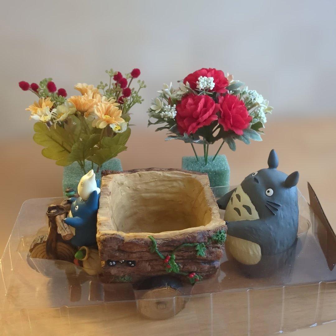 トトロと森の三輪車フィギュア　造花２セット付き