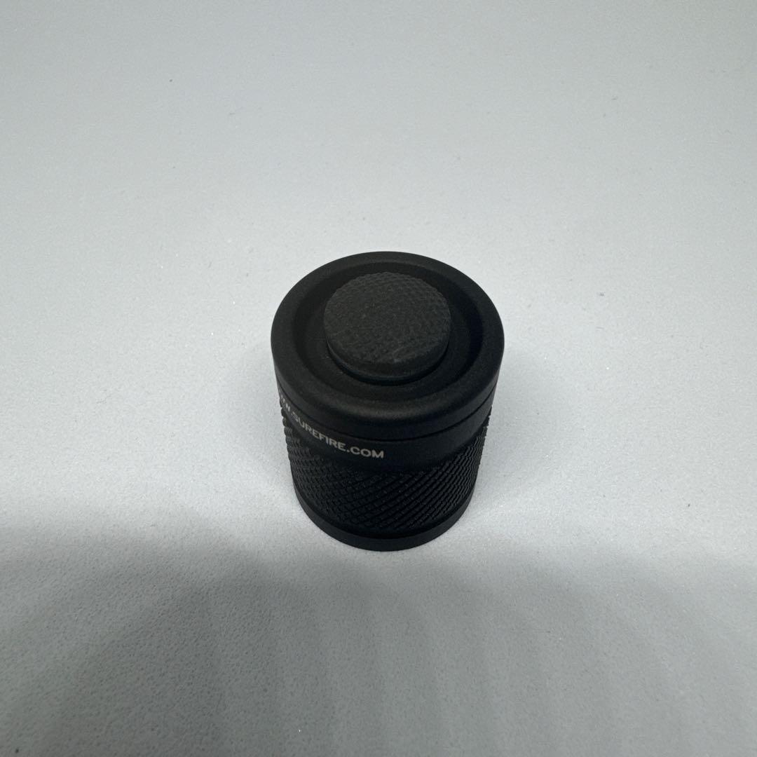 SUREFIRE FURY LED懐中電灯 ブラック