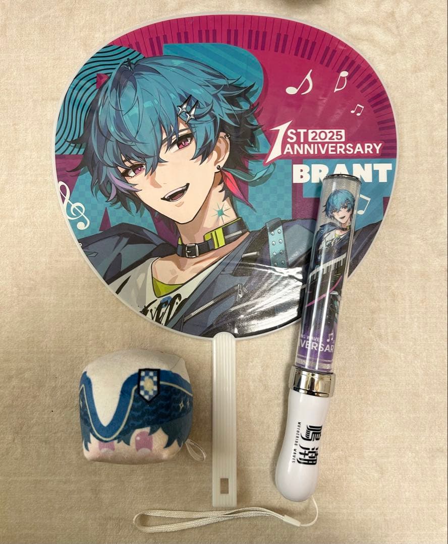 鳴潮 ブラント ペンライト うちわ 団子チャーム 入場特典